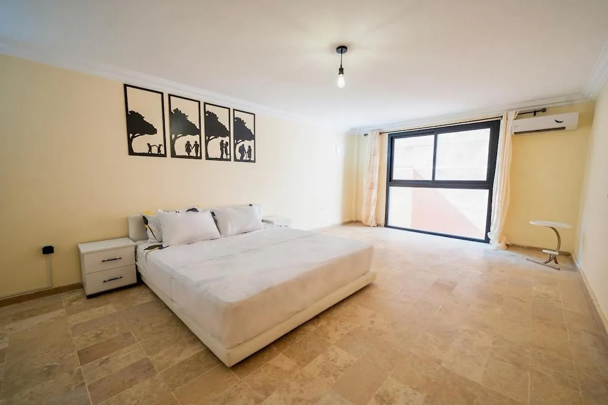Lejlighed Three Bedroom Duplex With Terrace In City Center Marrakesh Marokko