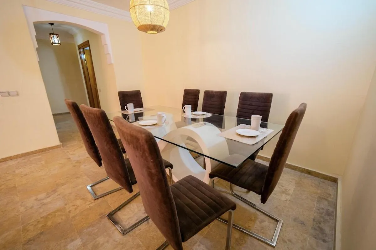 アパート Three Bedroom Duplex With Terrace In City Center マラケシュ