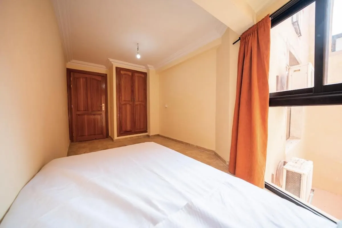 Three Bedroom Duplex With Terrace In City Center マラケシュ 0*,  モロッコ