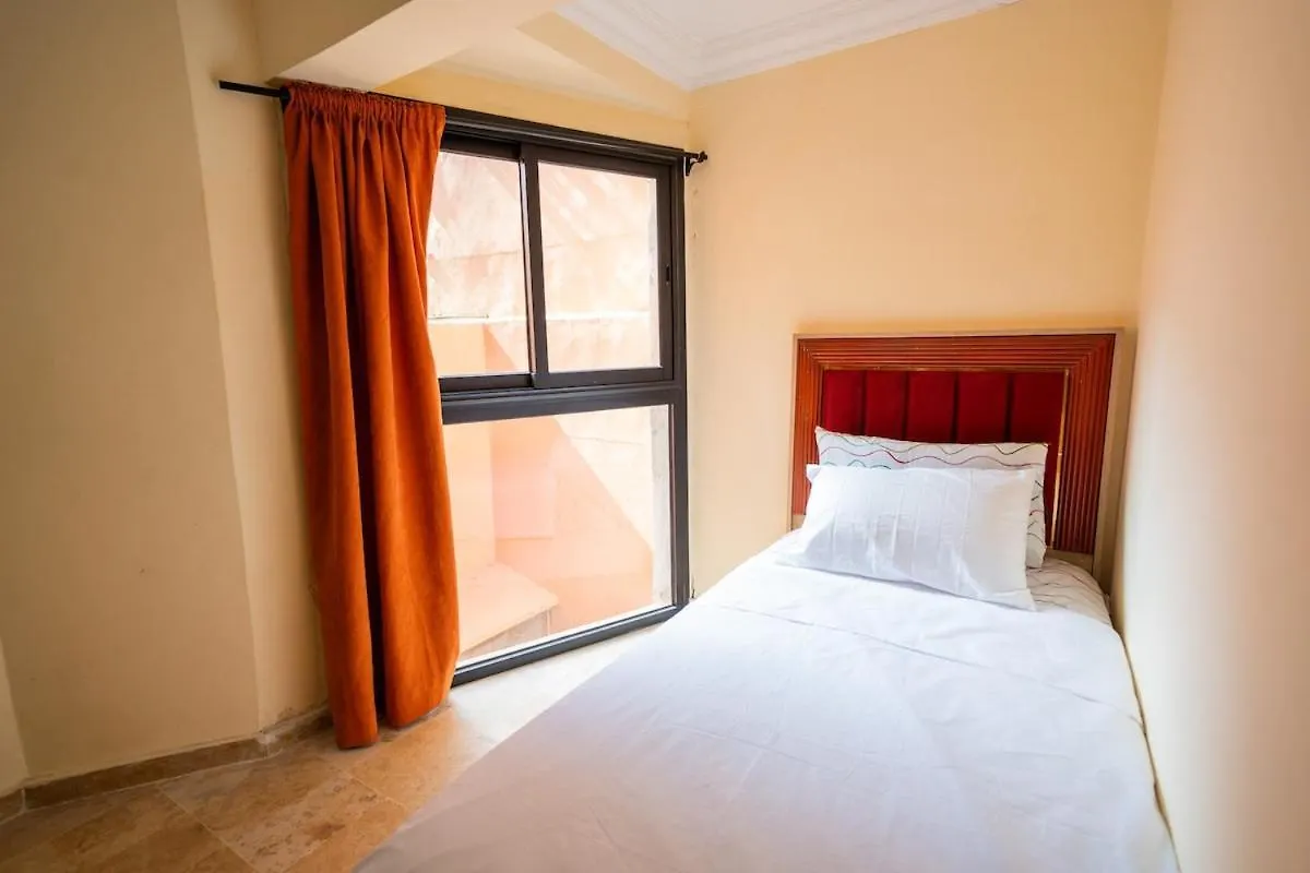 Three Bedroom Duplex With Terrace In City Center Marraquexe 0*,